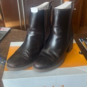Timberland Dalton Vibe Chelsea Brown Leather Ankle Biots - size 10